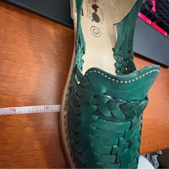 Rare Women's Leather Slip-On Huarache Mexican Sandals - Picture 14 of 16